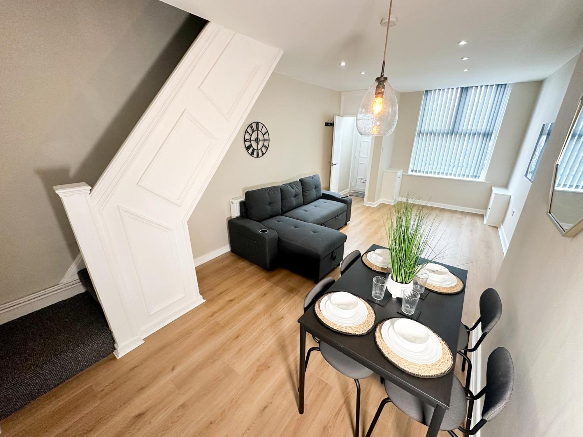 2 Bedroom House 10 Mins To City Centre & Albert Dock Liverpool Eksteriør bilde